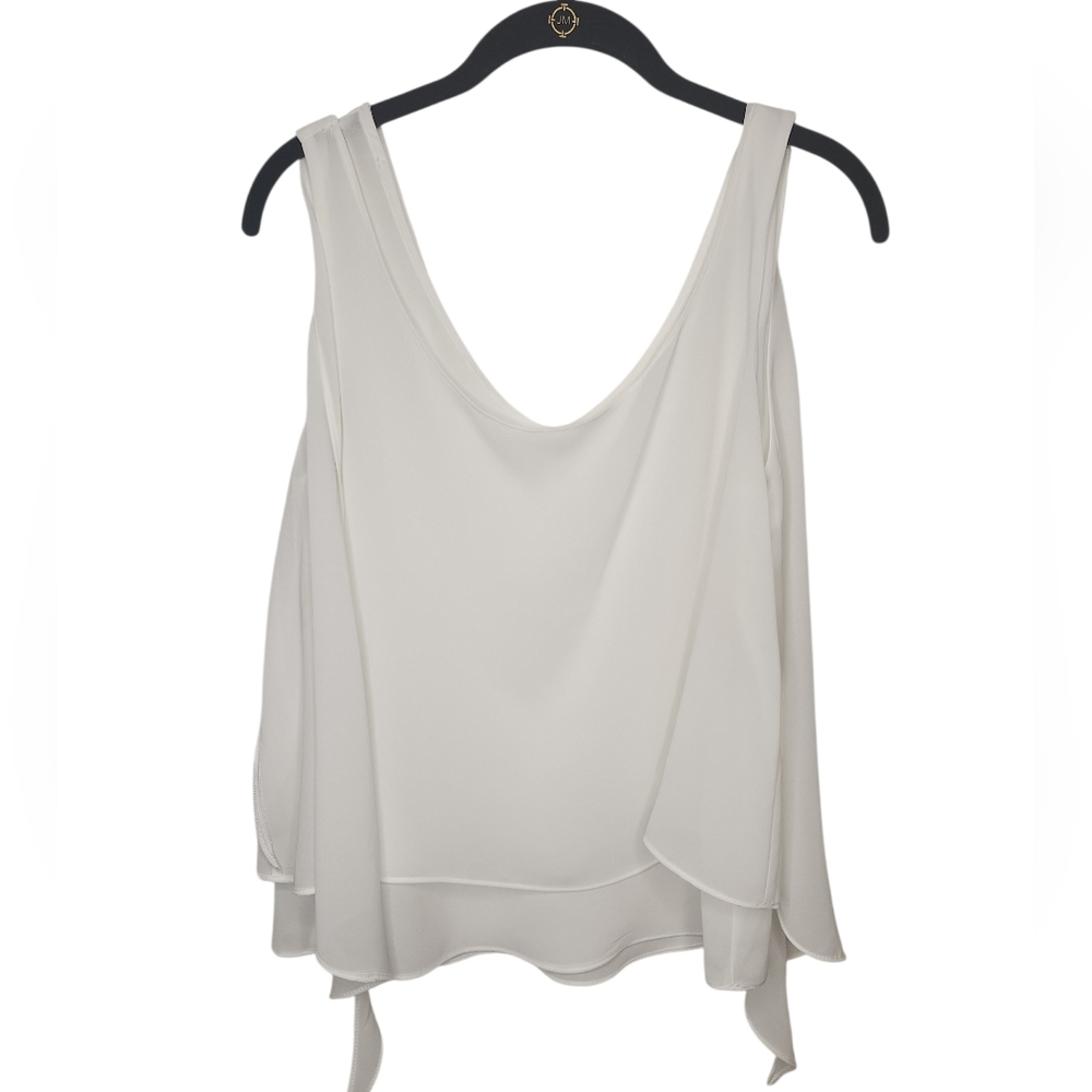 NWOT mark. Women's Flowing White 2-Tier Sleeveless Whimsigoth Blouse Size SP